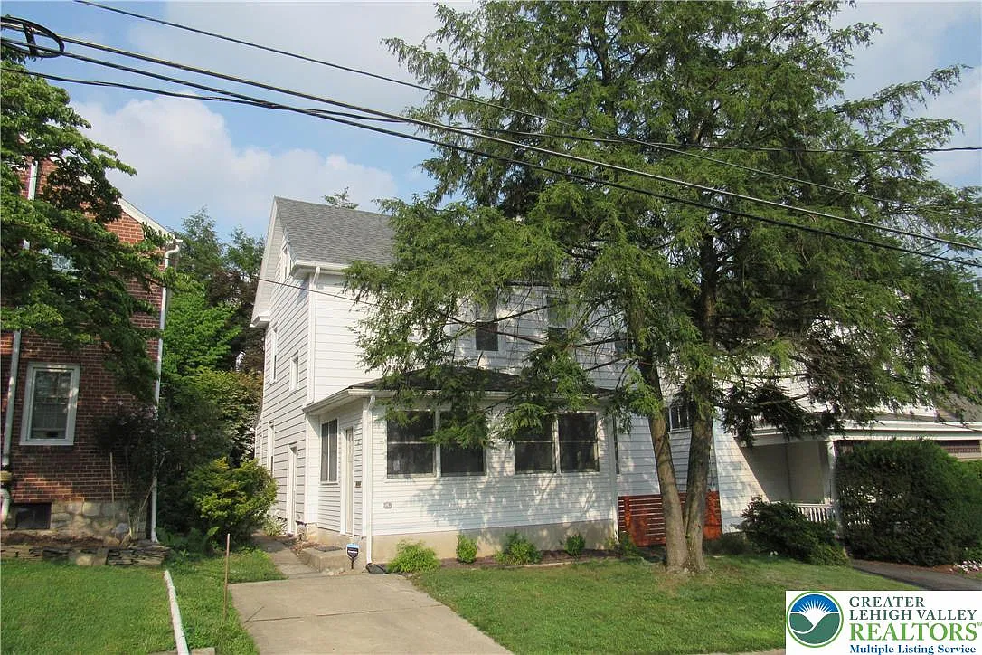 3 bed, 2.0 bath, 1535 sqft, $2,600 — Photo 1