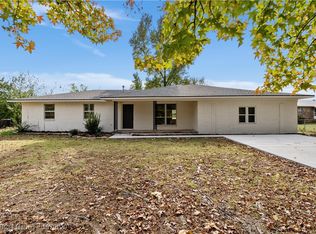 1209 Rena Rd, Van Buren, AR 72956