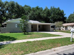 514 Robin Hill Cir, Brandon, FL 33510