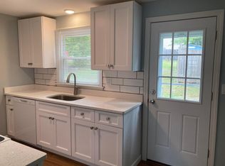 74 Chestnut St, Manchester, CT 06040