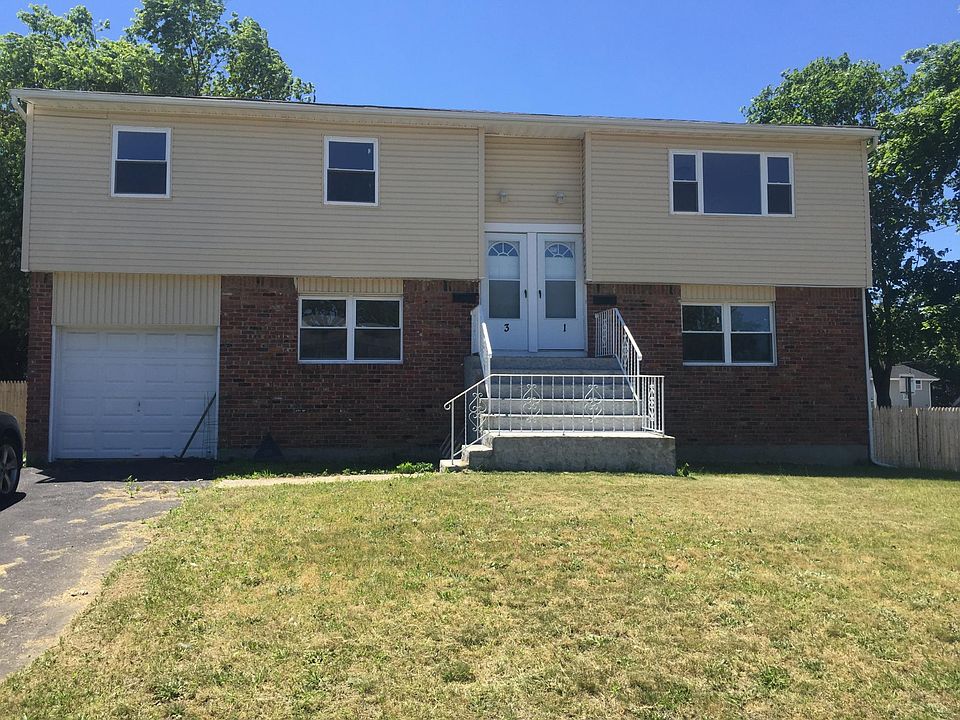 1st image of 1 Barbara Ln