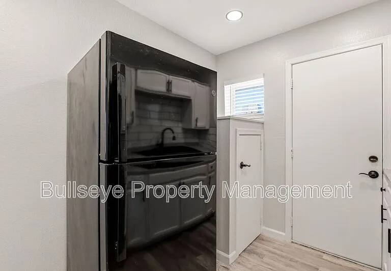 840 E Turney Ave #3 — Photo 9