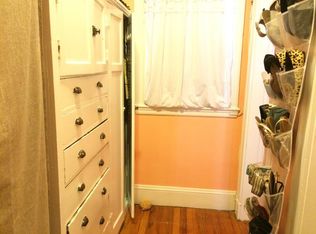 1609 Massachusetts Ave #3, Cambridge, MA 02138