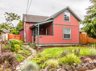 6630 SE Woodstock Blvd, Portland, OR 97206