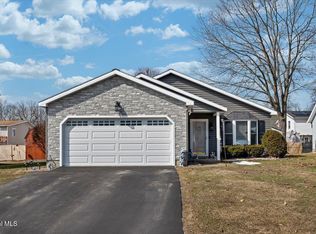 25 Cartwheel Drive, Scotia, NY 12302