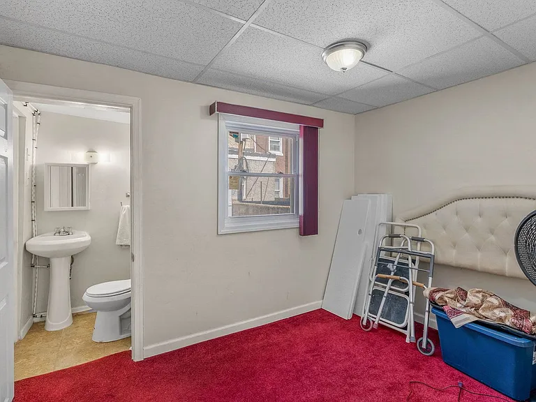513 Morris St — Photo 14