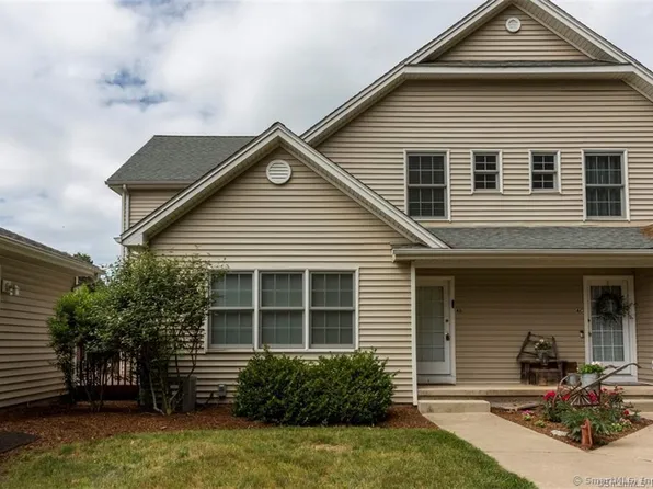 4 Reggie Way #D, Broad Brook, CT 06016