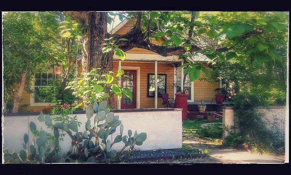 2nd image of 1909 E 16th St