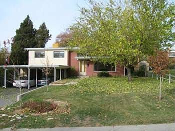 2nd image of 3055 La Joya Dr
