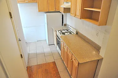 Rented by Aryeh Realty