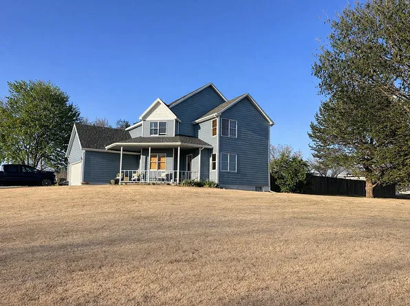 911 Mousel Ave, Cambridge, NE 69022