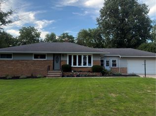 10000 Delsy Dr, North Royalton, OH 44133