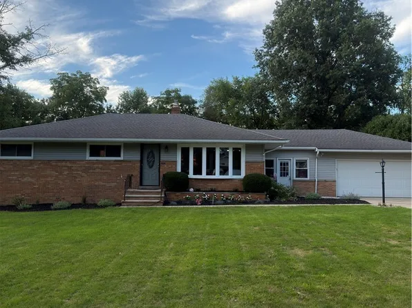 10000 Delsy Dr, North Royalton, OH 44133