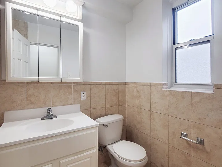 401 W 56th St #3M — Photo 6