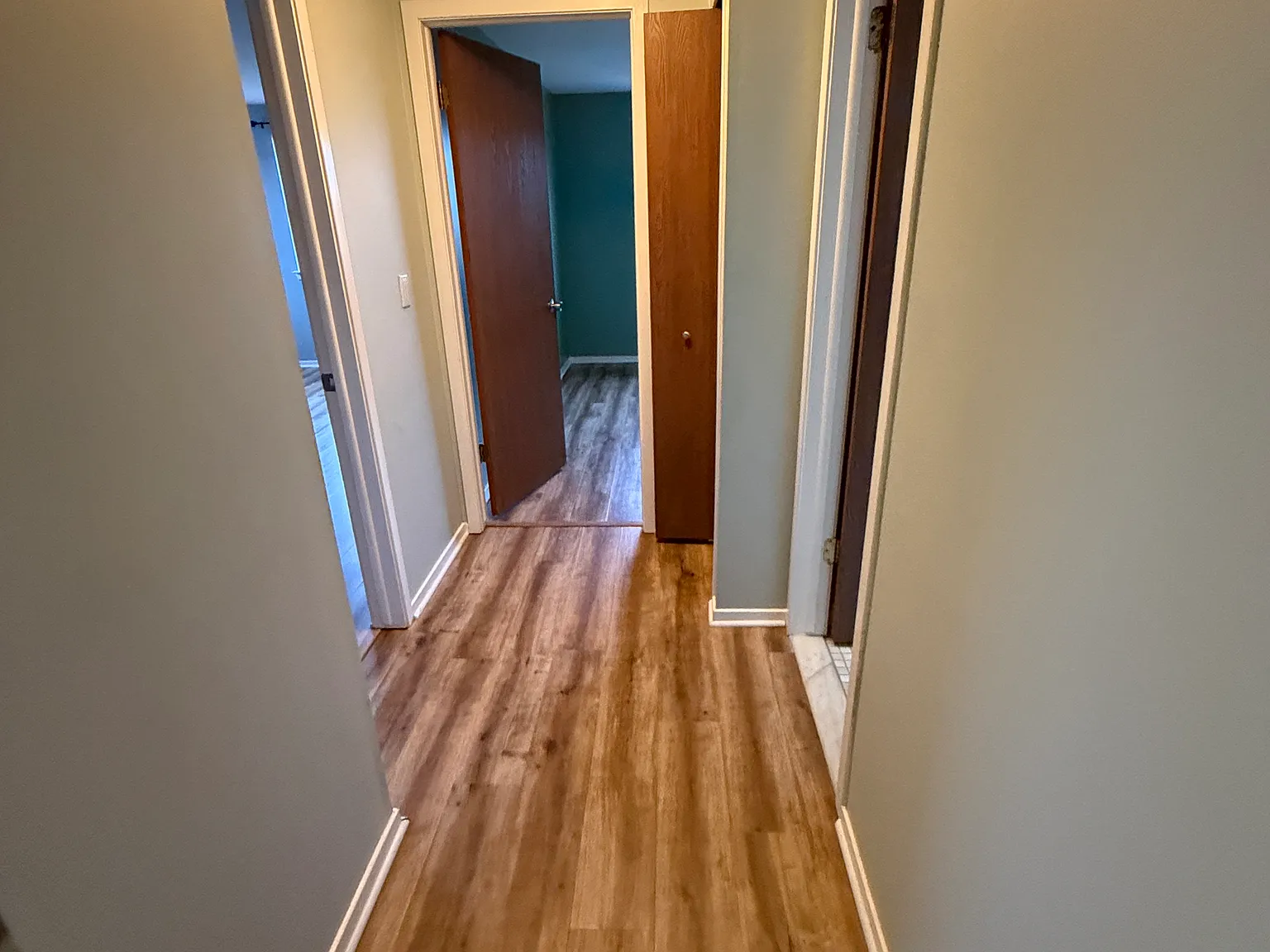 2 bed, 1037 sqft, $1,700 — Photo 1