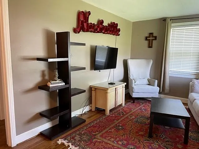 1001 Briley Pkwy — Photo 3