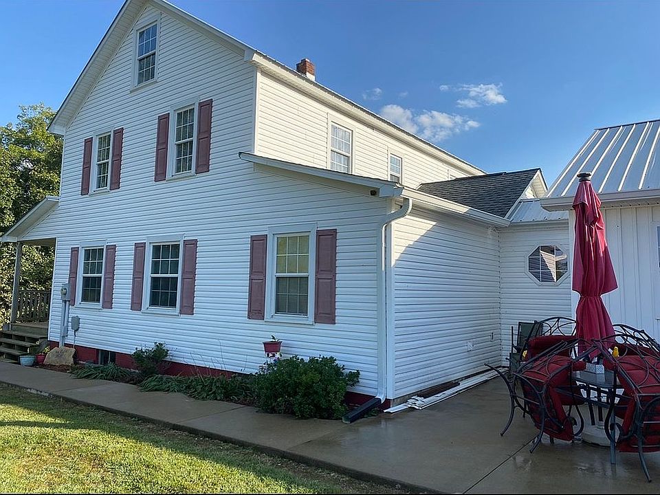 1st image of 425 Grant Ln