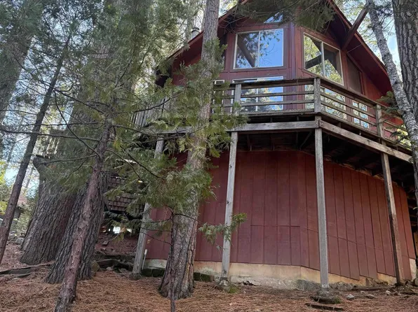 22164 Sarah Cir, Long Barn, CA 95335