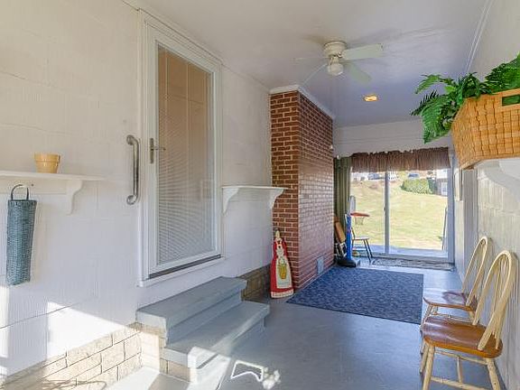 5th image of 1938 W Stone Dr
