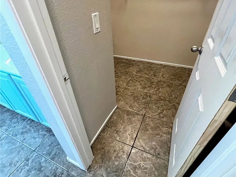 8033 Gallagher Island St — Photo 16