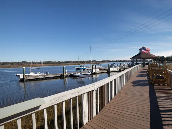 2323 Tall Sail Dr APT F, Charleston, SC 29414