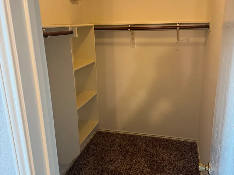 2705 Melanie Dr — Photo 10
