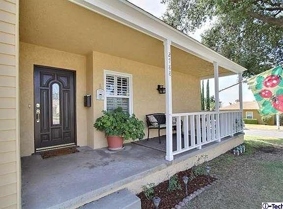 3rd image of 2788 Fair Oaks Ave