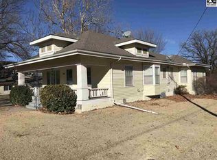 112 W Pack St, Moundridge, KS 67107