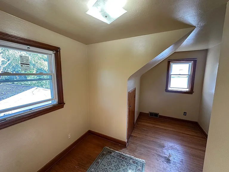 644 W Judson Ave — Photo 9