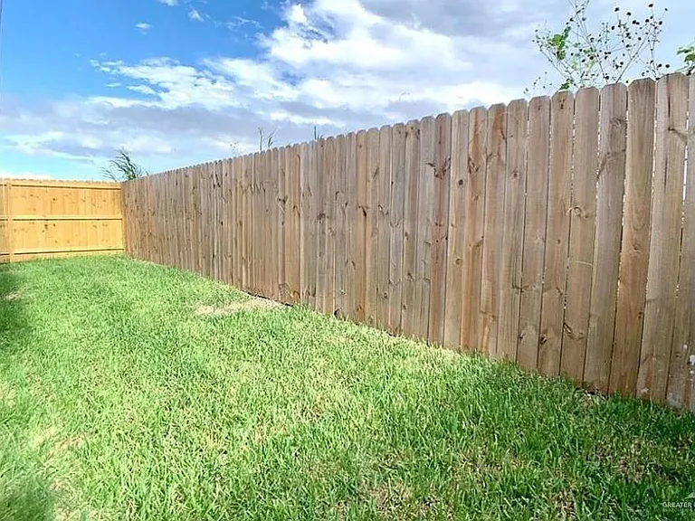 2020 Summerland Ln #1 — Photo 7