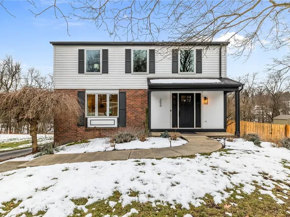 250 Kettering Cir, Gibsonia, PA 15044