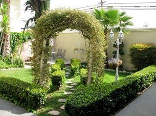 524 Silverwood Ave APT E, Upland, CA 91786