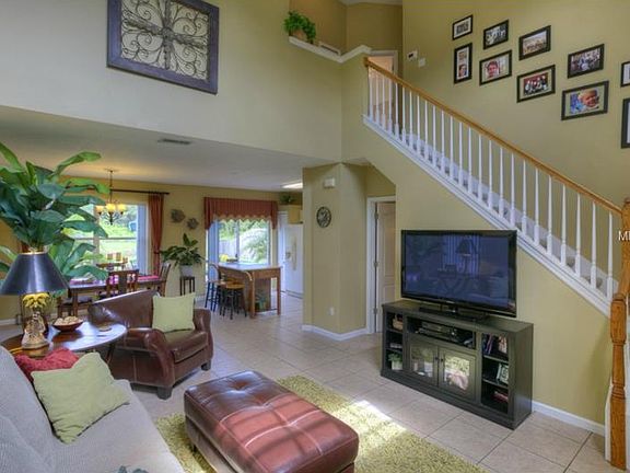 3rd image of 1733 Mosaic Forest Dr