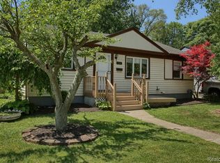 91 W Meyers Ave, Hazel Park, MI