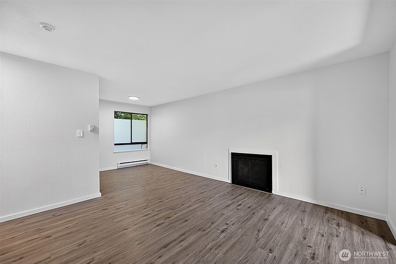 5th image of 2508 S 317th Street #208