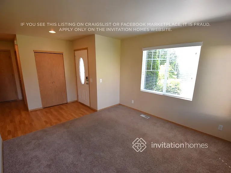 126 Forest Ct — Photo 2