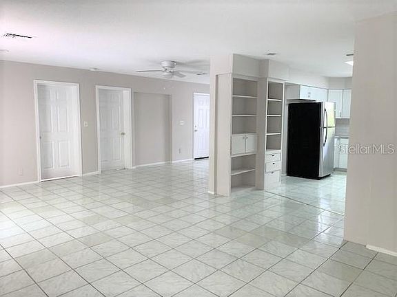 3rd image of 1220 Franklin Cir NE