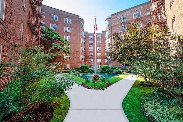 Sold by Capital Realty NY | media 8