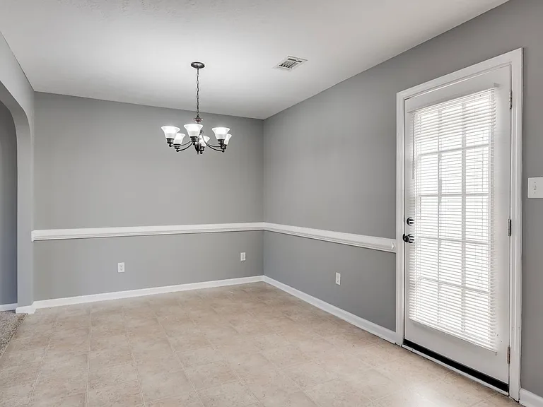 716 Whispering Willow Way — Photo 8
