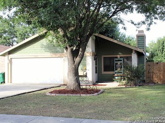 2nd image of 16318 Elk Hollow St