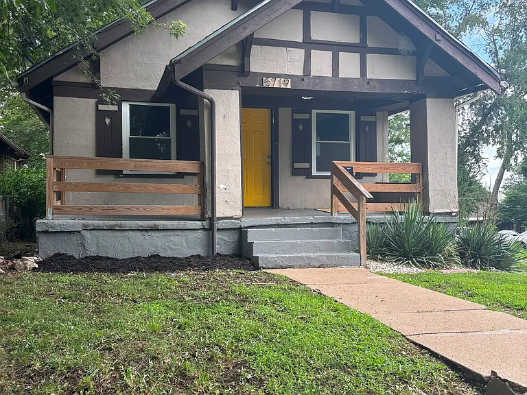 5719 Michigan Ave — Photo 1
