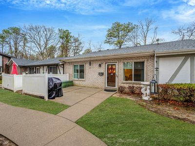 445 Birchwood Road, Medford, NY, 11763