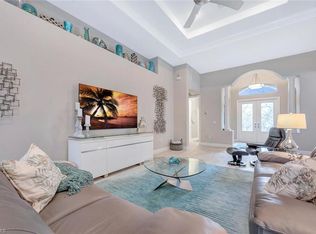 4740 Cerromar Dr, Naples, FL 34112