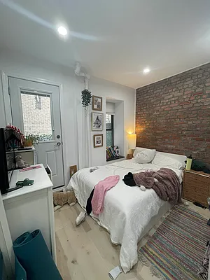 Rented by J Misrahi Realty Corp | media 10