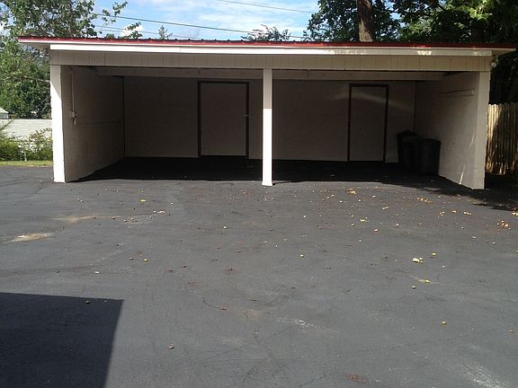 4th image of 3615 Lucinda Dr