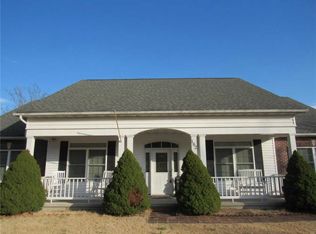 162 E Hickory Ridge Rd, Steelville, MO 65565