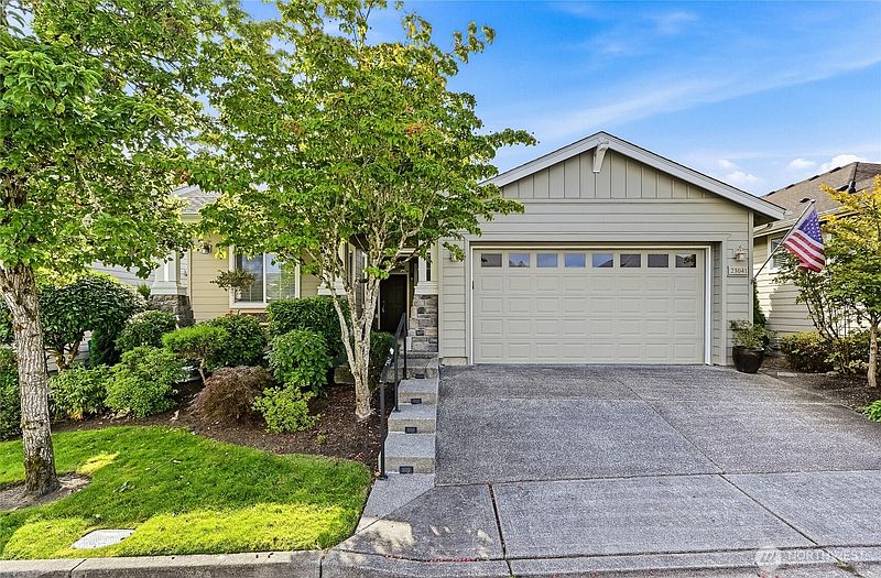 3rd image of 23041 NE 127th Way