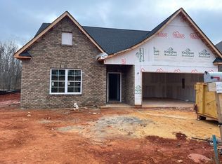 5518 Glad Acres Rd, Pfafftown, NC 27040