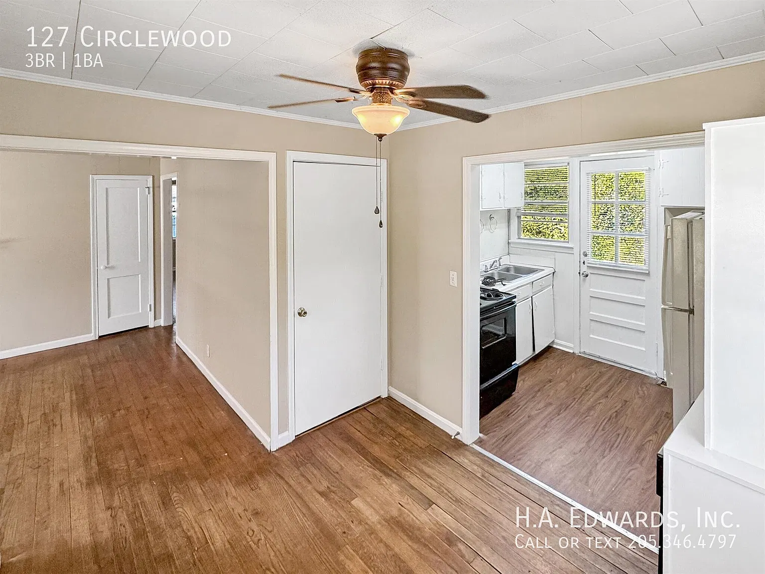 127 Circlewood — Photo 4