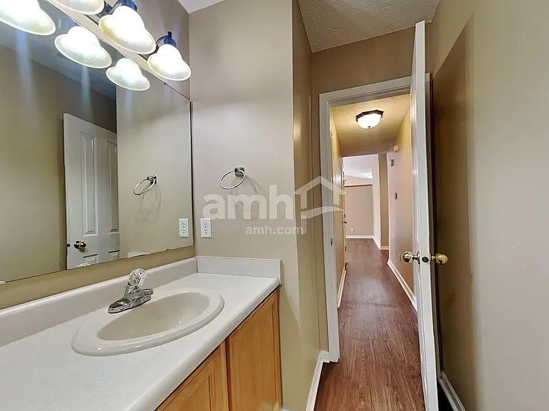 139 Trails End — Photo 15